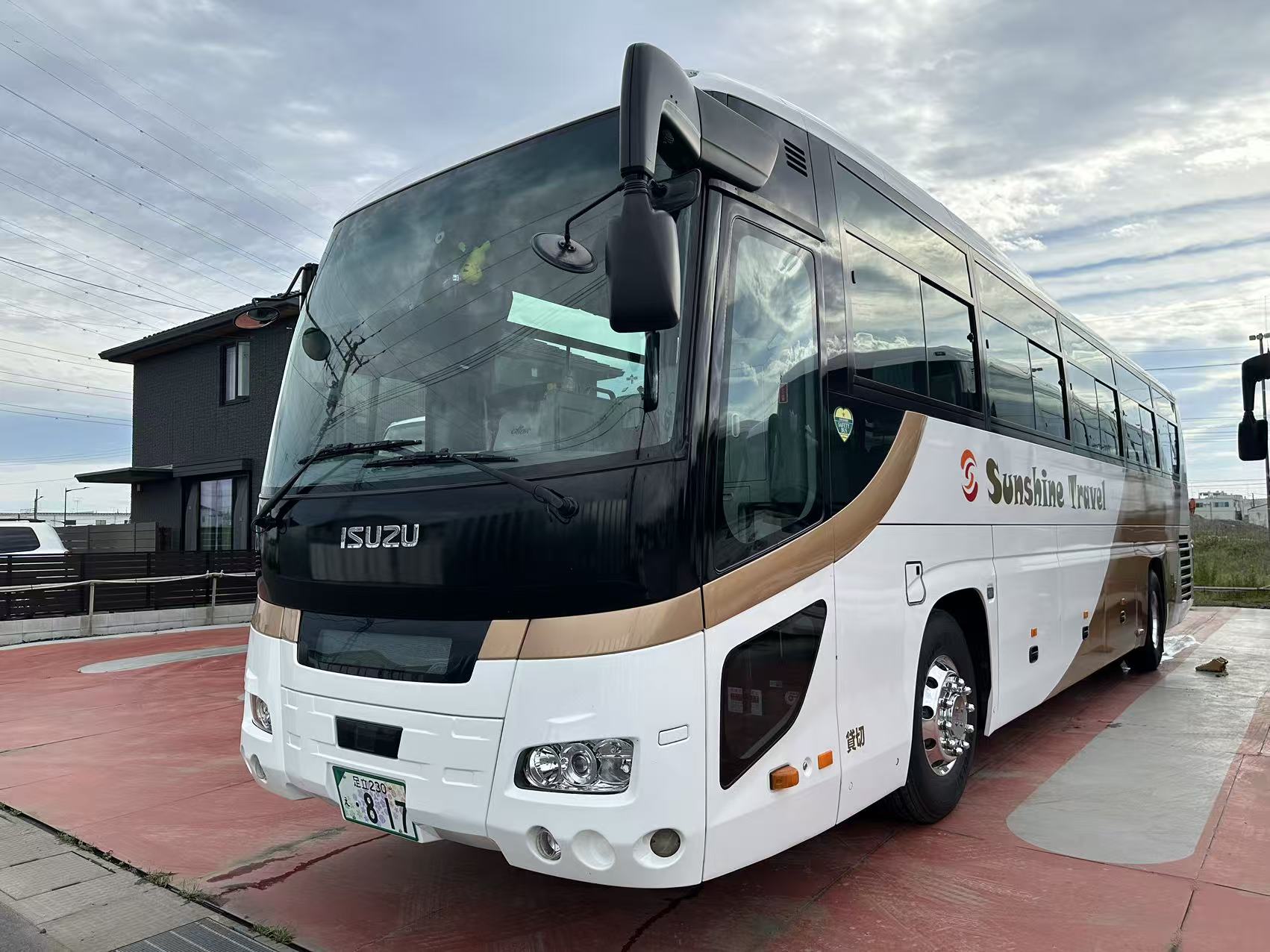 ISUZU バス817
