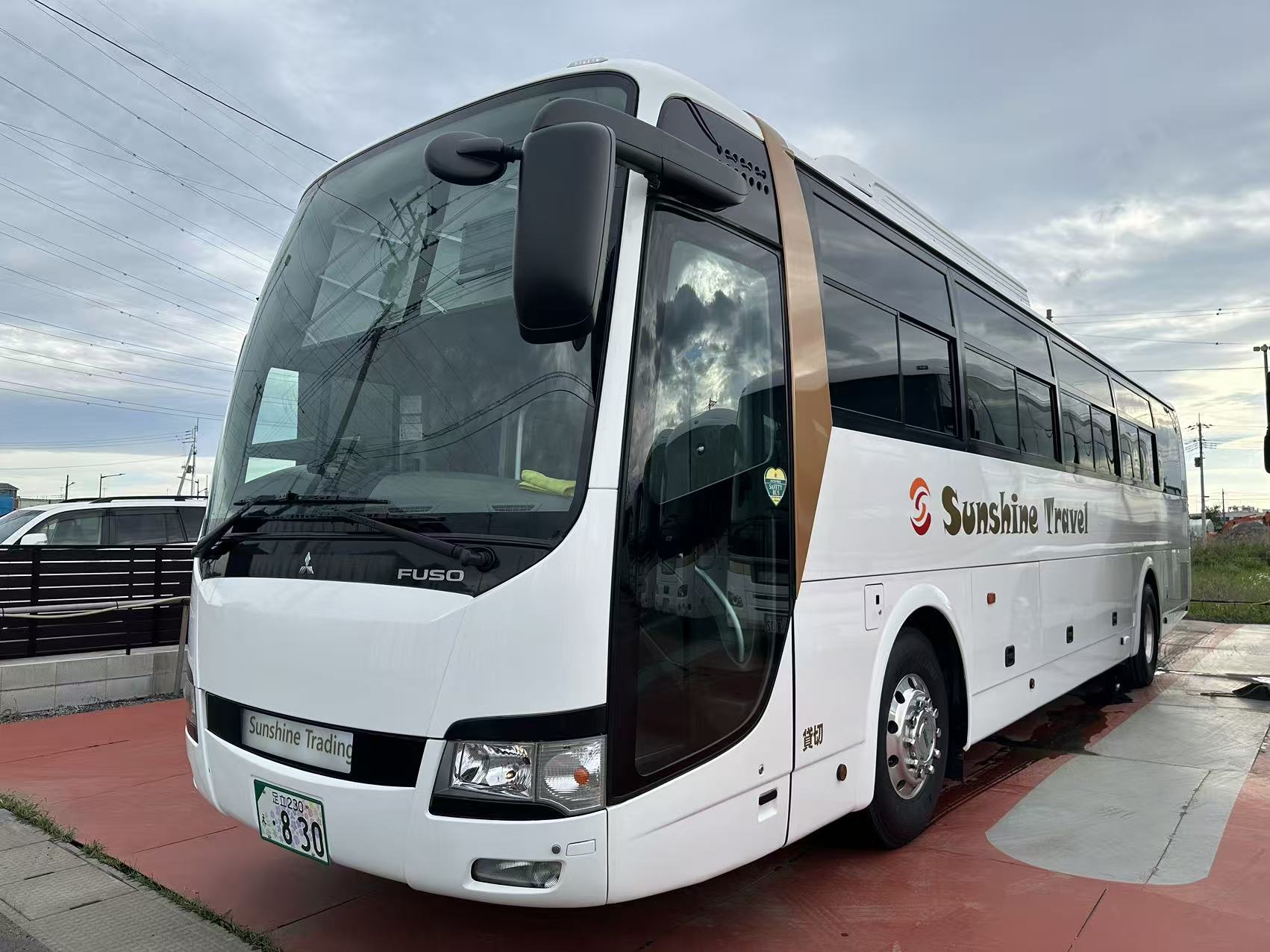 MITSUBISHI バス830