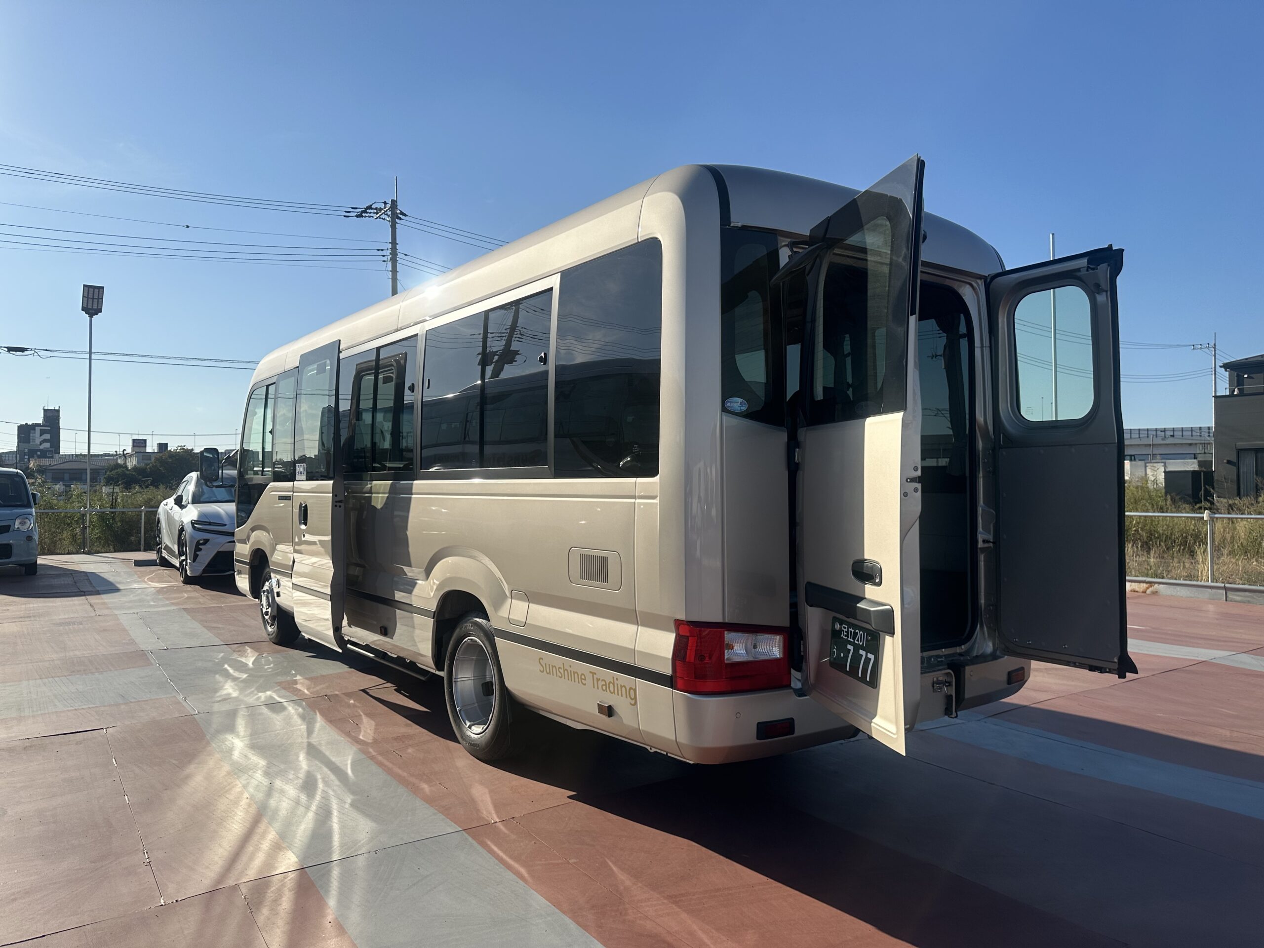 トヨタ（TOYOTA）足立201う777